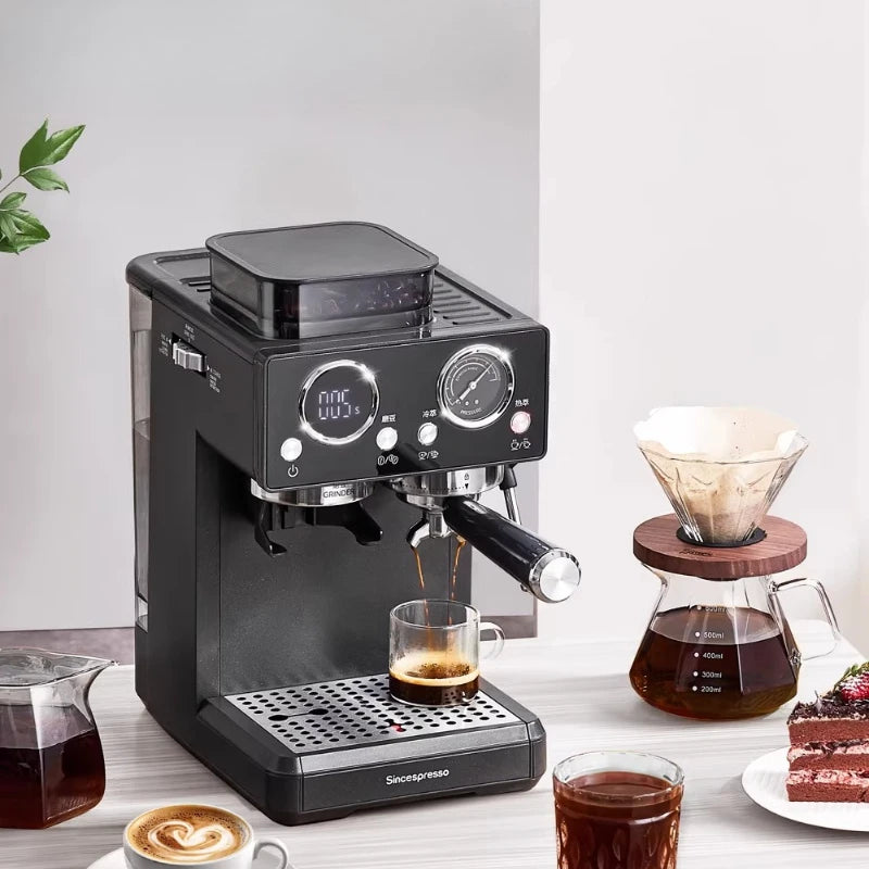 An Italian-style Coffee Machine Semi-automatic Household Small Extraction and Grinding Integrated